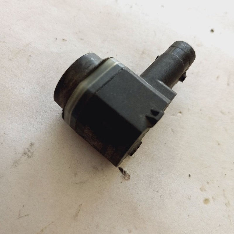 Volvo S60 Back up Parking Sensor {39840856} 2018 2017 2016