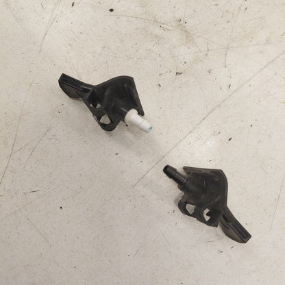 Mitsubishi Outlander   Windshield Wiper Washer Fluid Hood Sprayer Nozz