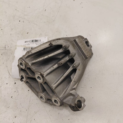 Alfa Romeo Stelvio Driver Left Side Engine Bracket  2.0 2018 2019 2020