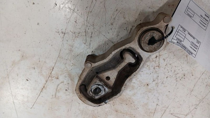 Ford Taurus Engine Motor Mount Rear Back  2013 2014 2015 2016