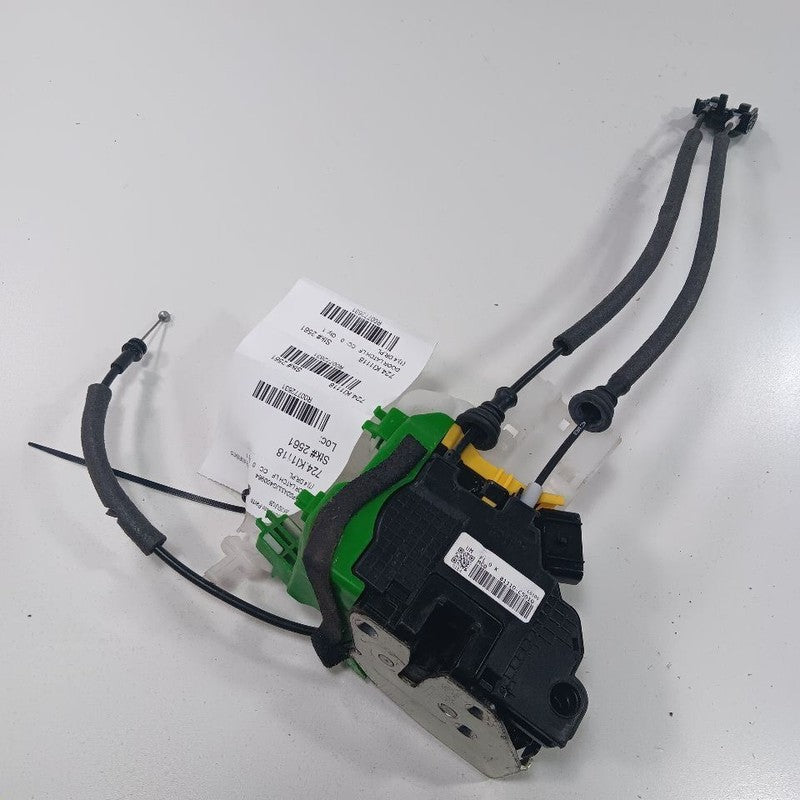 Kia Sorento Door Latch Lock Left Driver Front  2018 2017 2016