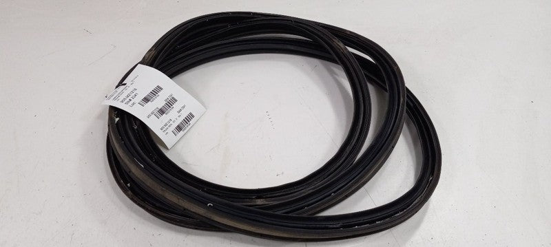 Mazda CX-5 Trunk Lid Hatch Door Rear Back Rubber Seal 2017 2018 2019 O