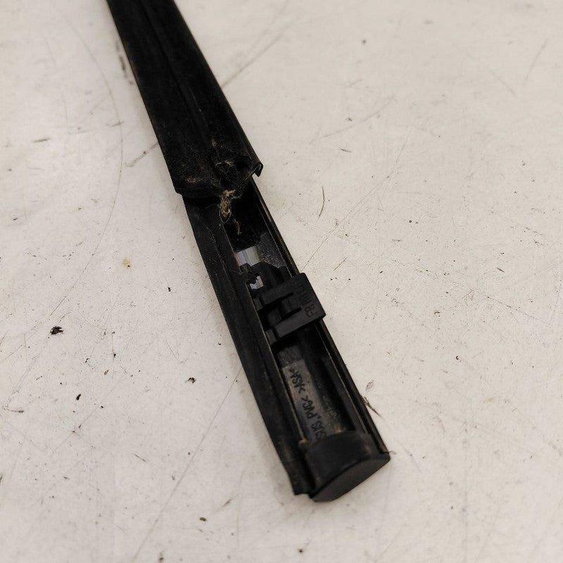 Nissan Maxima Door Glass Window Weather Strip Trim Front Left Driver  