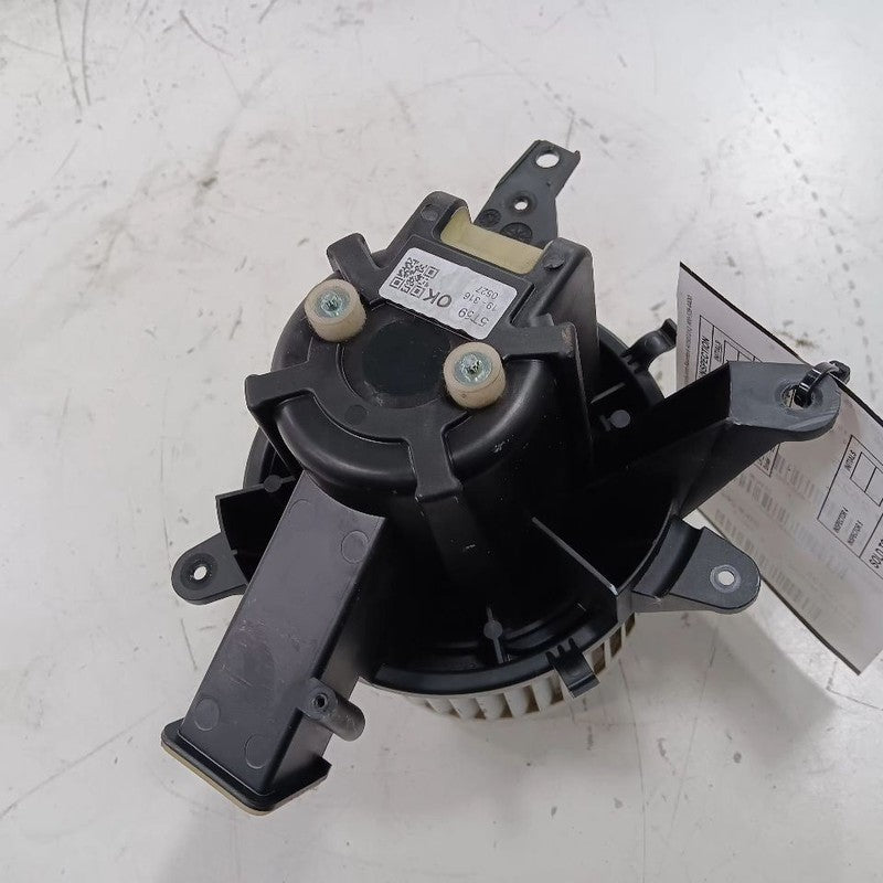 68266039AA Blower Motor Fits 15-23 Jeep Renegade