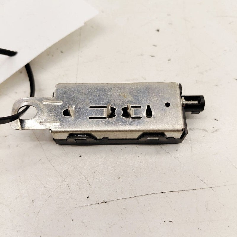 Ford Ecosport Antenna Amplifier Module {GD9T18C847AA} 2020 2021 2022 O