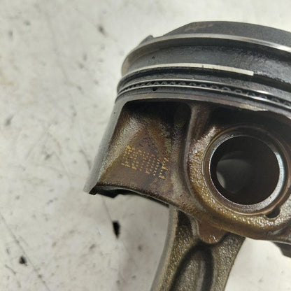 Volvo S60 Single Piston With Connecting Rod   2.0 2018 2017 2016