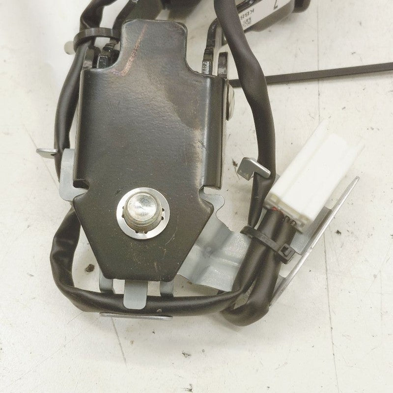 Mazda CX-5 Seat Belt Buckle Latch Right Passenger Rear Back  2023 2022