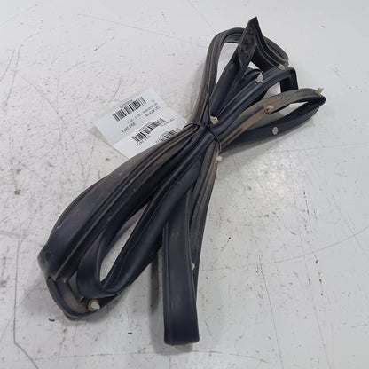 Kia Forte On Door Seal Rubber Right Passenger Front  2014 2015 2016