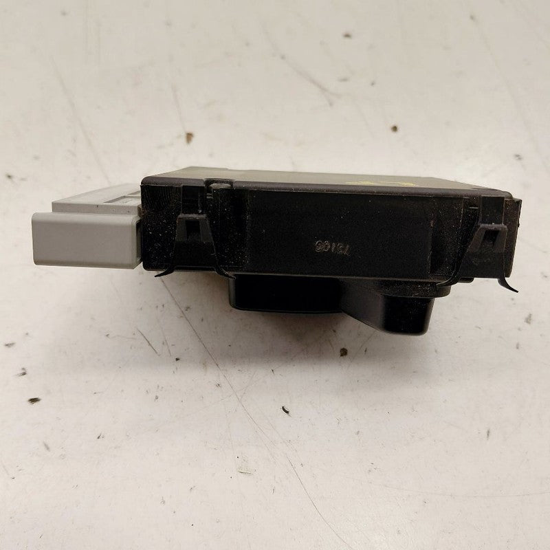Chrysler 300 Seat Switch Left Driver Power Seat Control  2017 2018 201