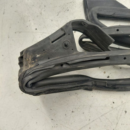 Honda Clarity On Door Seal Rubber Right Passenger Front  2018 2019 202