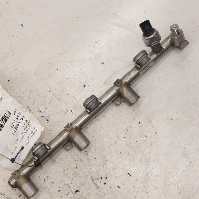 Cadillac CT6 Driver Front Fuel Rail Injection Injector Mount Bar  2018