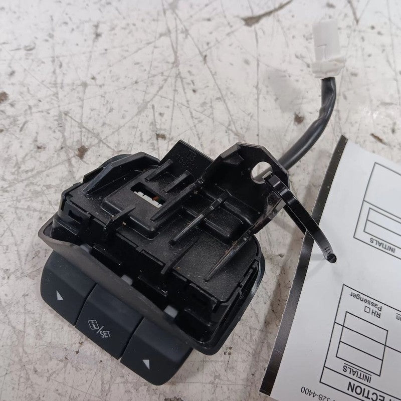 Subaru Forester Column Switch Blinker Signal Wiper Mount Bracket  2016