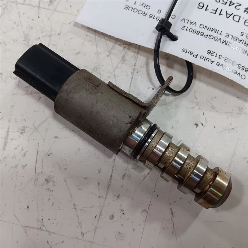 Nissan Rogue Variable Timing Gear Oil Control Valve Solenoid Cylinder 