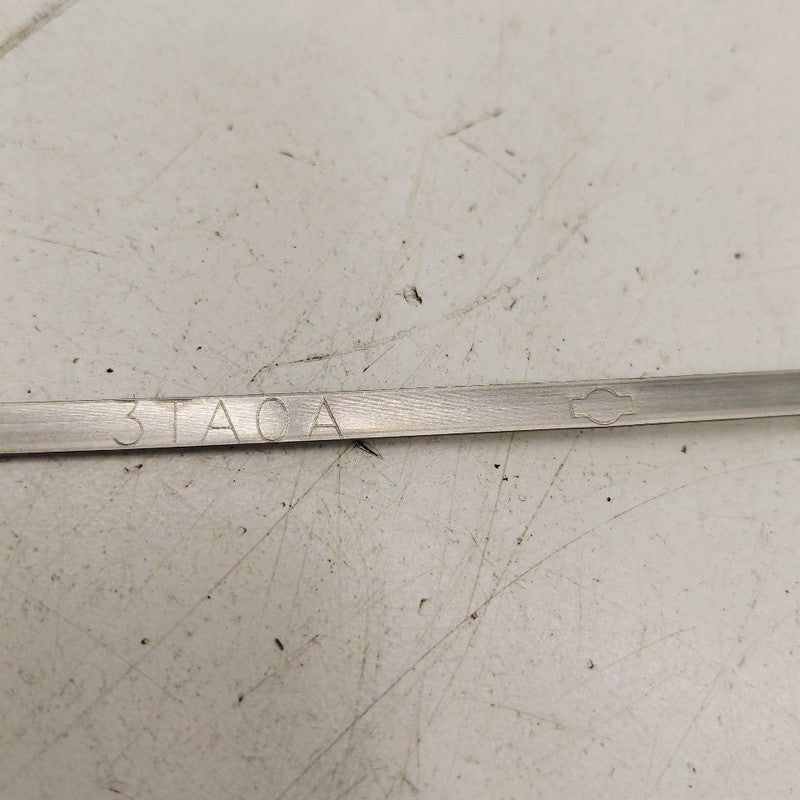 Nissan Rogue Engine Oil Dipstick  2.5 2017 2018 2019 OEM