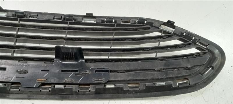 D2BZ17E810AA Grille Grill Upper S Model Fits 14-19 Ford Fiesta 