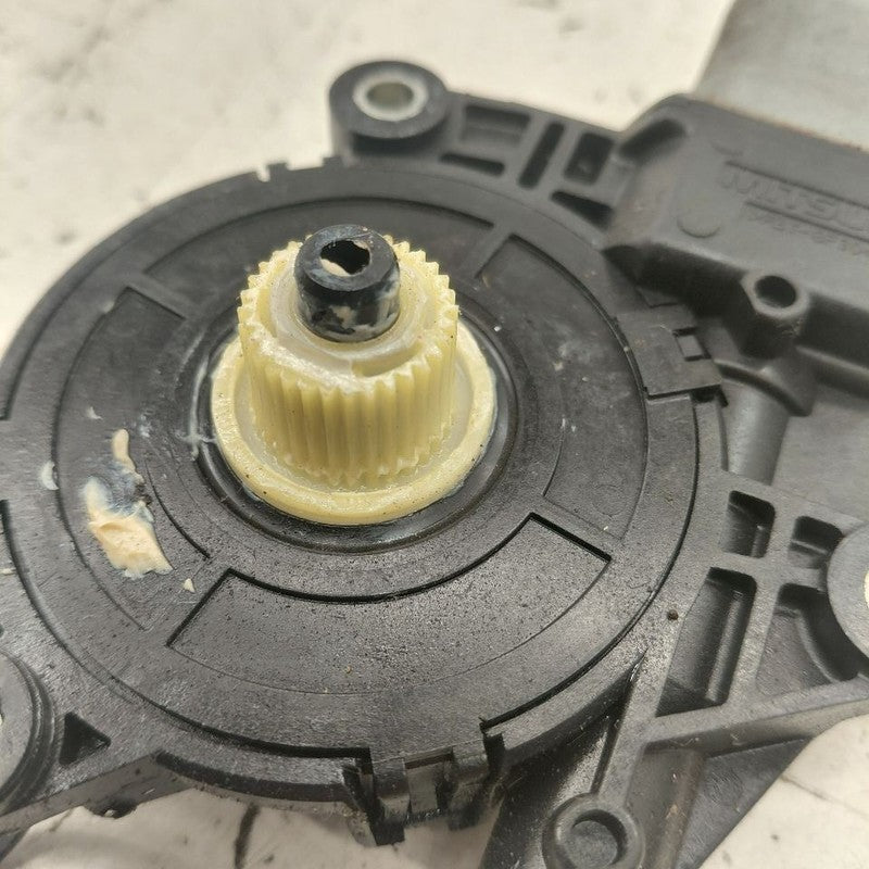 Honda CR-V Driver Left Front Power Window Motor 2019 2018 2017