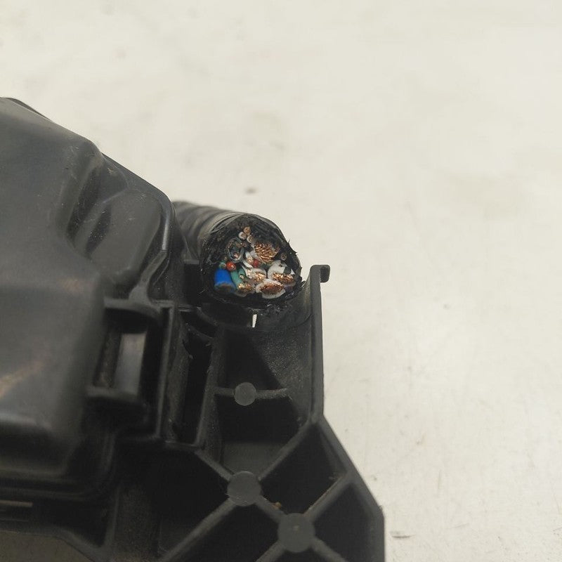 Passenger Right Fuse Box Engine VIN Fu 7th And 8th Digit 19-22 Toyota 