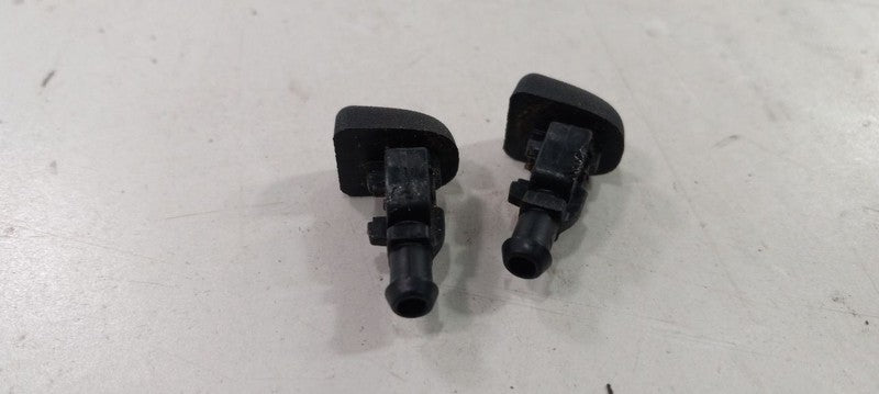 Nissan Sentra Windshield Wiper Washer Fluid Hood Sprayer Nozzles 2012 