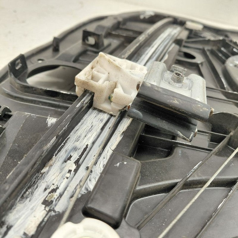 Driver Front Window Regulator Track Thru 06/03/18 16-19 Kia Sorento