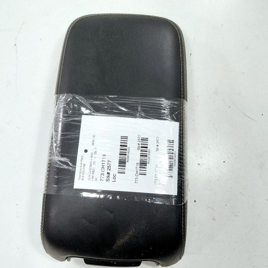 2018 Chrysler 300 Arm Rest