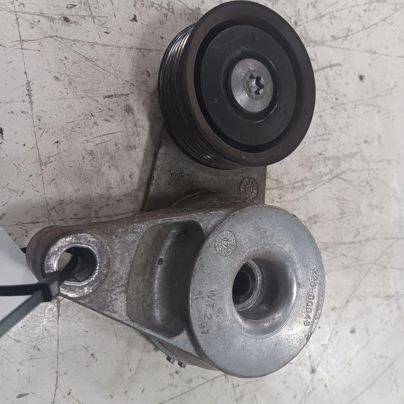 Hyundai Elantra 2.0 Belt Tensioner Pulley  2017 2018 2019 2020