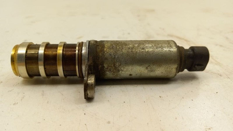 Chevy Cobalt Variable Timing Gear Oil Control Valve Solenoid Cylinder 