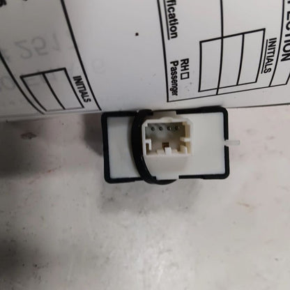 FIAT 500 Power Window Switch Right Passenger Front  2017 2016 OEM