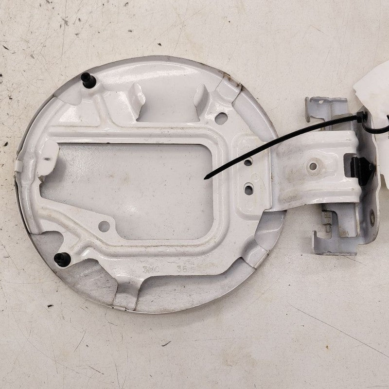 Nissan Versa Note Fuel Filler Door Gas Cap Cover Lid  2019 2018 2017
