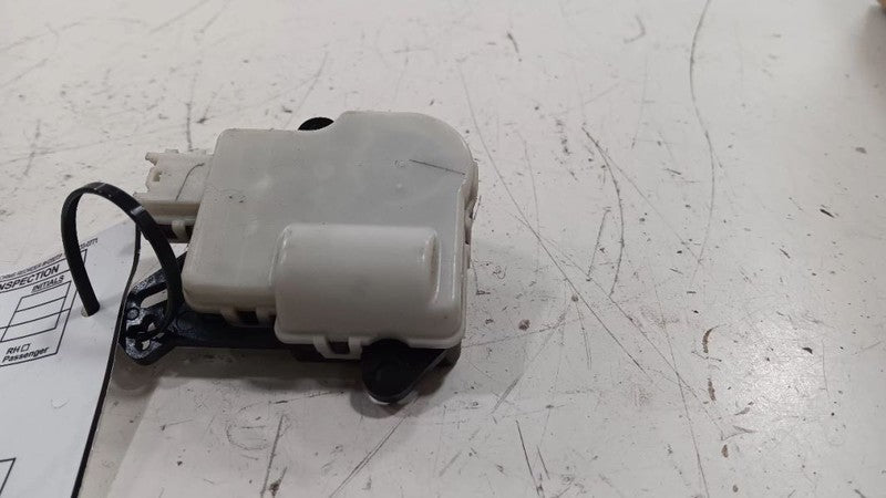 Ford Taurus Flap Door Motor Heater AC Door Actuator  2013 2014 2015 20