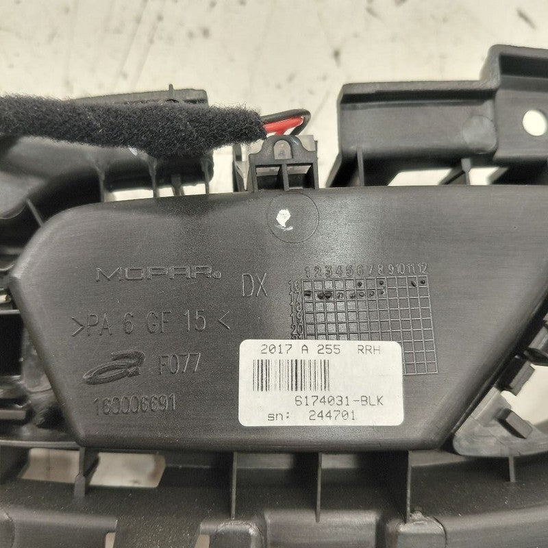 Alfa Romeo Stelvio Door Handle Right Passenger Rear Interior Inside  2