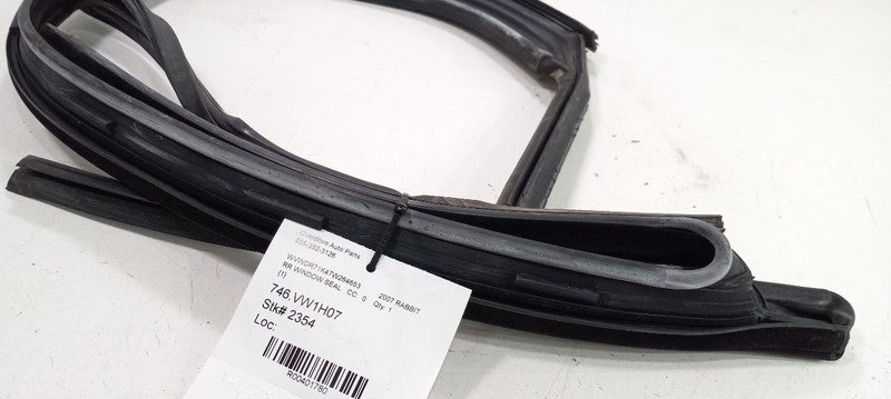 Volkswagen Rabbit Door Glass Window Seal Rubber Right Passenger Rear B
