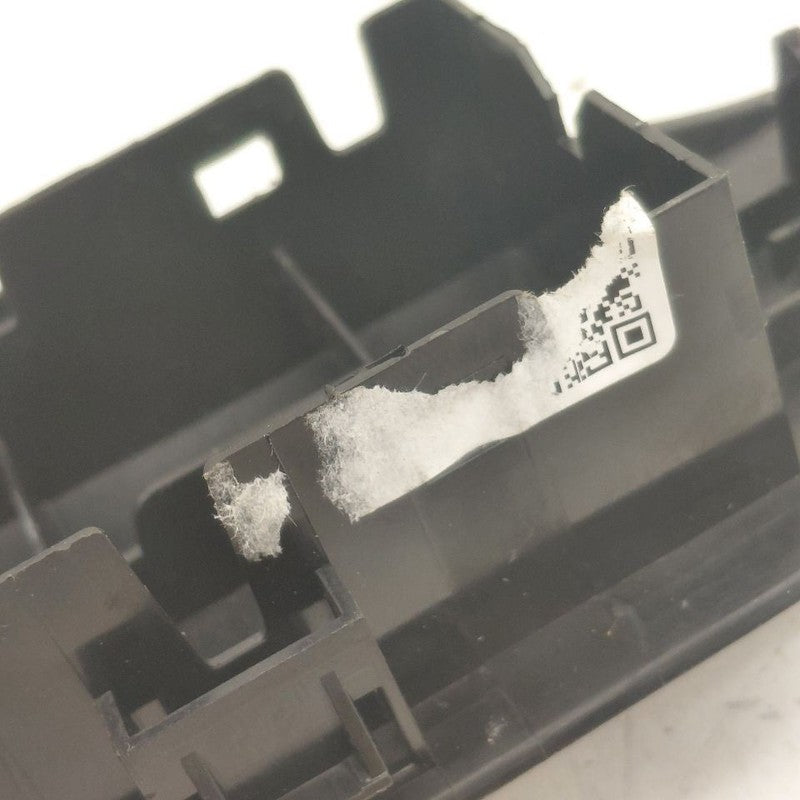 Chevy Trax Window Switch Bezel Trim Right Front 2022 2021