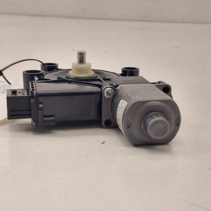 Left Rear Power Window Motor Fits 18-24 Alfa Romeo Stelvio