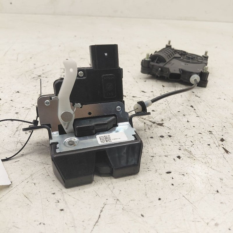 Hyundai Santa Fe Trunk Latch  2019 2020
