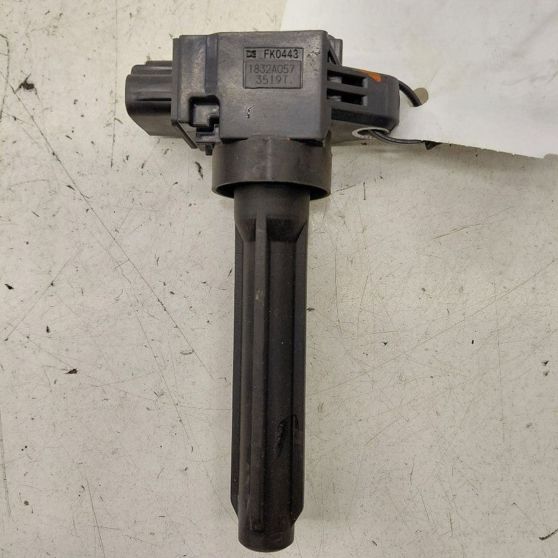 Coil Ignition Ignitor Fits 14-15 17-24 Mitsubishi Mirage