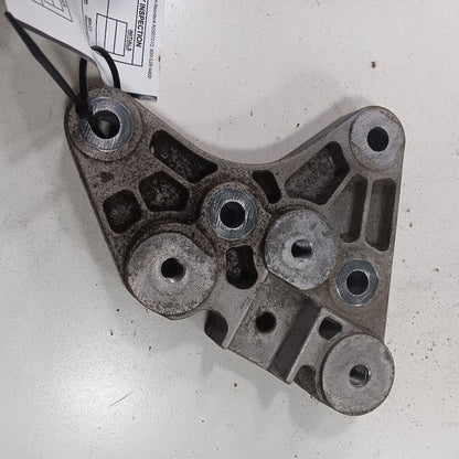 Chevy Trailblazer Transmission Crossmember Support  2021 2022 2023 OEM