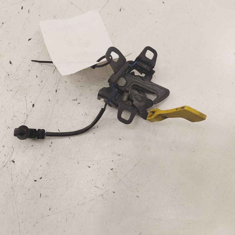 2018 Fiat 500 X Model Hood Latch