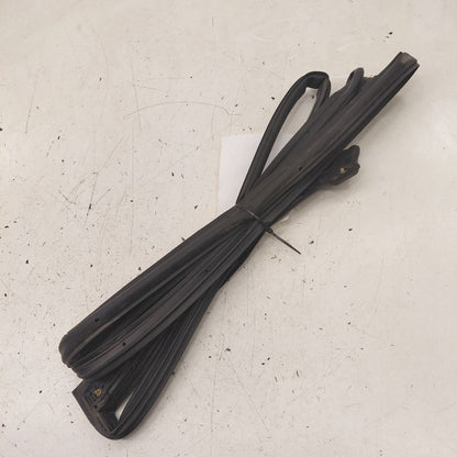 Chevy Trax On Door Seal Rubber Right Passenger Rear Back  2025 2024