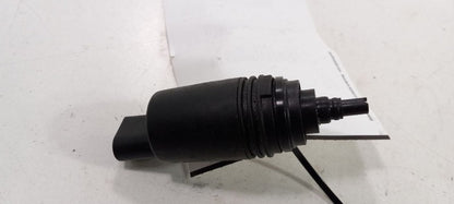 Range Rover Windshield Washer Wash Fluid Reservoir Motor Pump Electric