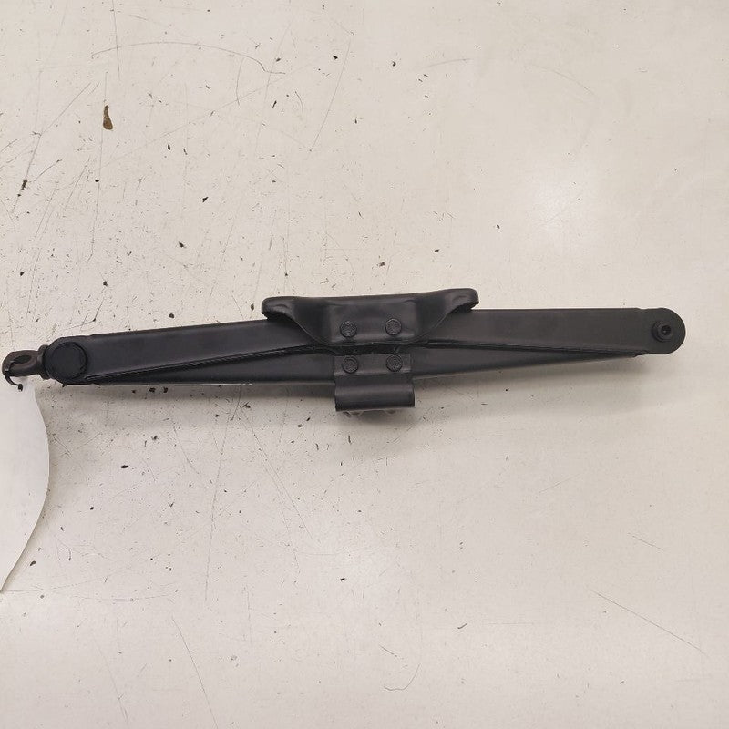 Honda HR-V Spare Tire Changing Jack  2026 2025 2024 2023