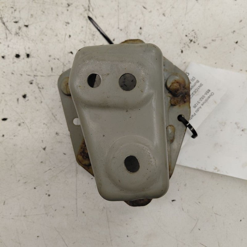 Nissan Versa Note Bumper Mount Bracket Left Driver Side Front  2019 20