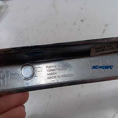 Fiat 500 Passenger Right Bumper Trim Cover {1SR90TRMAA}2017 2016 2015 2014 2013 