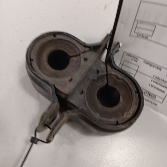 Toyota Yaris Front Sway Bar Bushing Mounting Bracket  2020 2019 2018 2017 2016