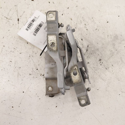 Kia Sorento Hood Hinge Set Left and Right  2018 2017 2016