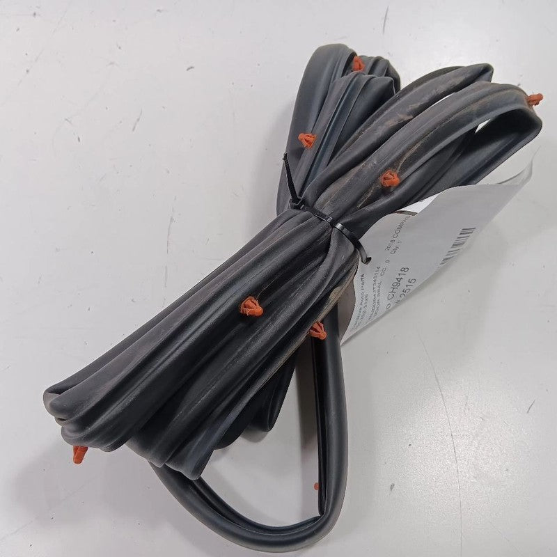 Jeep Compass On Door Seal Rubber Left Rear Back 2017 2018 2019 2020 20