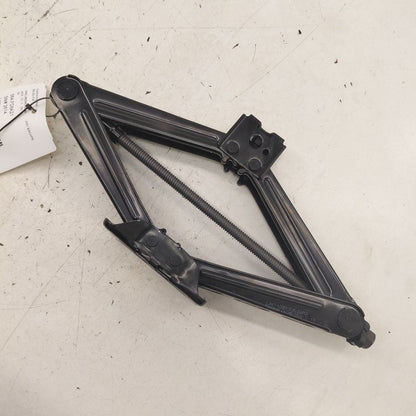 Ford Escape Spare Tire Changing Jack  2020 2021 2022