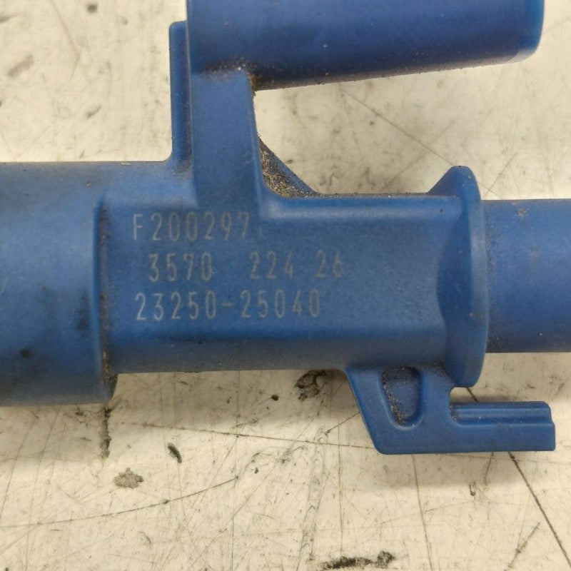Upper Fuel Injection Injector Fits 22-25 Lexus NX350