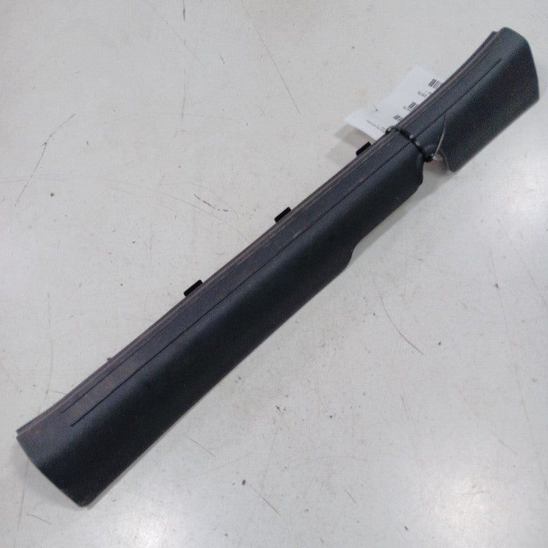 Hyundai Elantra Sill Trim Plate Door Jam Threshold Right Passenger Fro