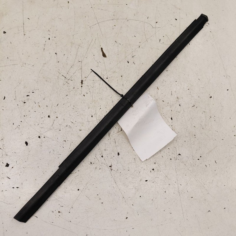Chevy Trax Door Glass Window Weather Strip Trim Rear Right Passenger S