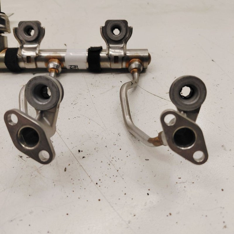 Chevy Volt Fuel Rail Injection Injector Mount Bar  1.5 2019 2018 2017 